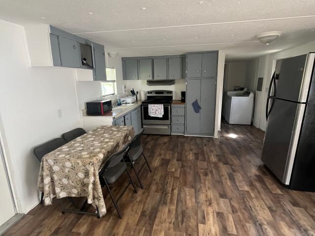 625 Allen Street 11