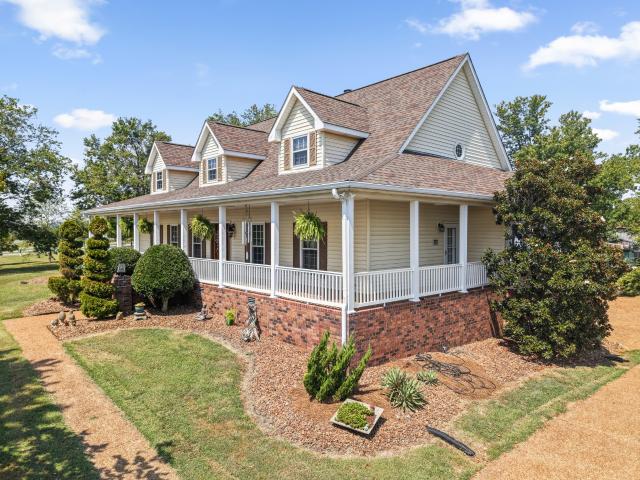 625 Double Log Cabin Rd