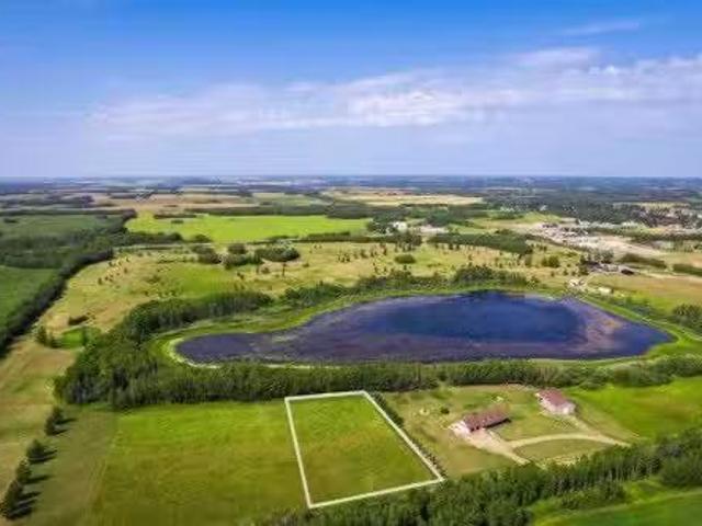 625 Eagle Street, St. Walburg, SK, S0M 2T0 vacant land for s.