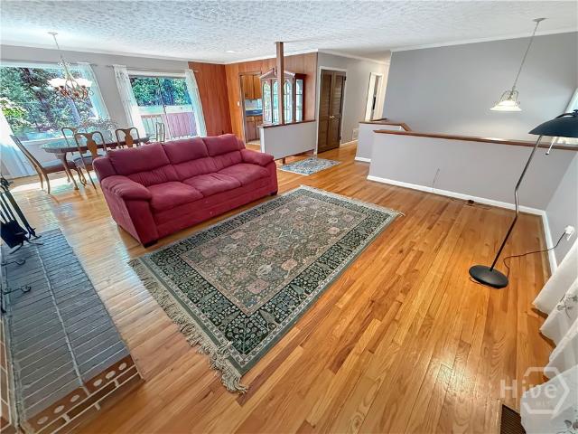 625 Forest Road