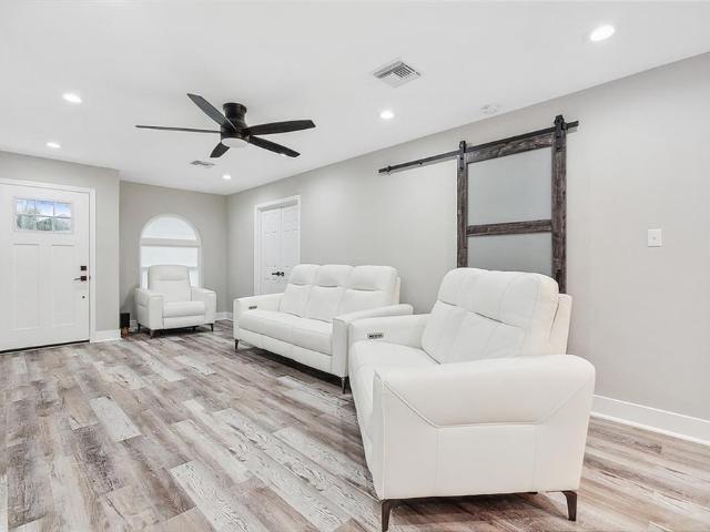 625 Oaklawn Drive