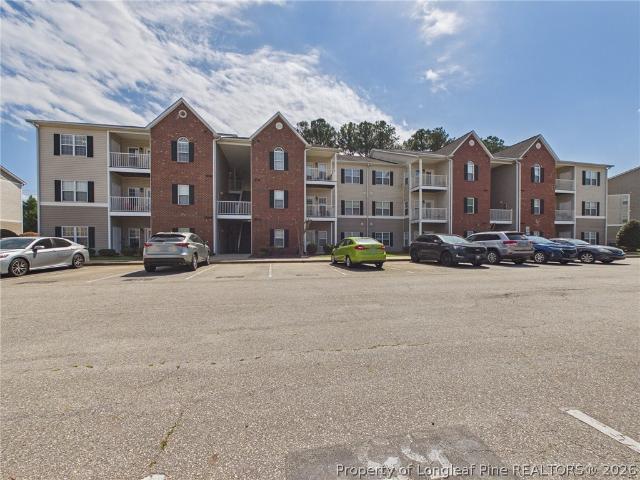 625 Marshtree Ln, Unit 301, Fayetteville, NC 28314 | MLS #760071