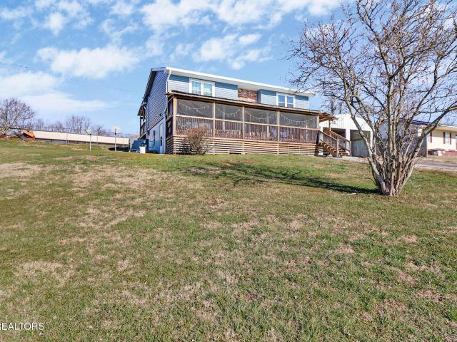 625 Mccartt St