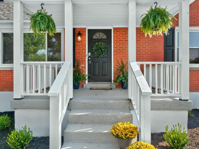 625 St Anthony Drive