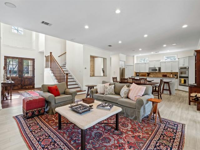 625 Robin Dale Court, Lakeway, US, TX
