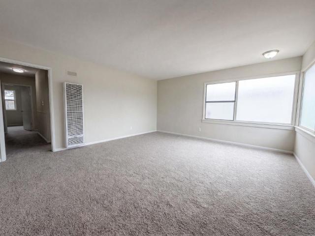625 Woodlawn