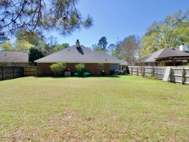 625 Twin Harbor Place