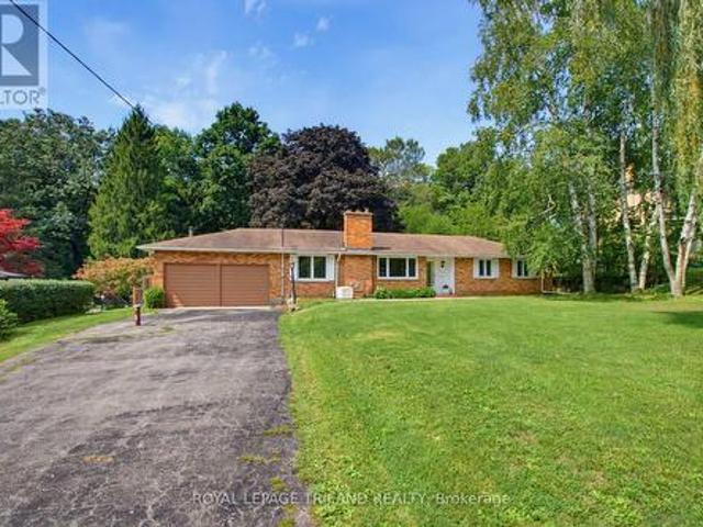 6267 Sunset Road, Central Elgin, ON, N0L 2L0 house for sale | Listing ID X13743 | Royal LePage