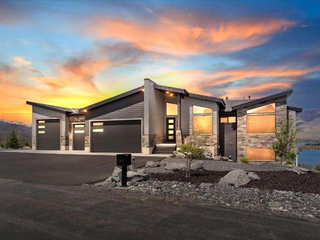 6260 E Hawks Ln, Huntsville, UT