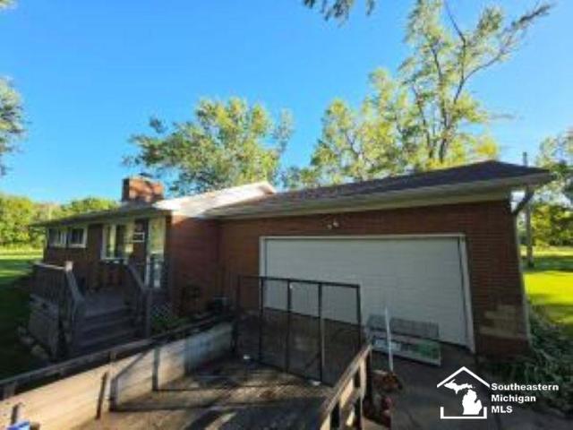 6261 Dixon Road