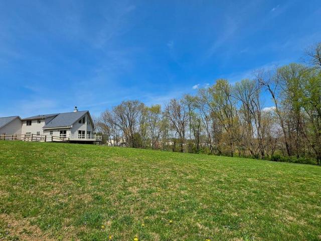6262 Thoman Drive