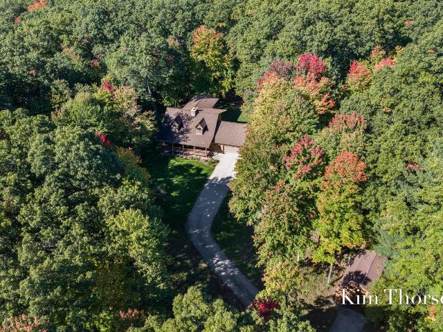 6263 Oak Valley Drive