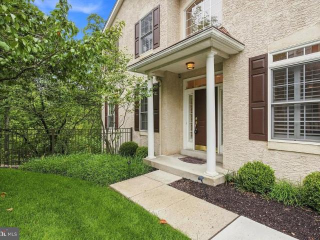 626 Greycliffe Ln