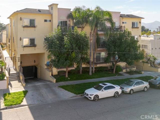 626 E Orange Grove Ave, Unit 204, Burbank, CA 91501 | MLS #SR26124