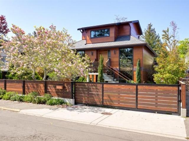 626 Monterey Ave, Oak Bay, BC, V8S 4T9 Luxury House for sale | Listing ID 1031 | Royal LePage Carriage Trade Luxury Properties