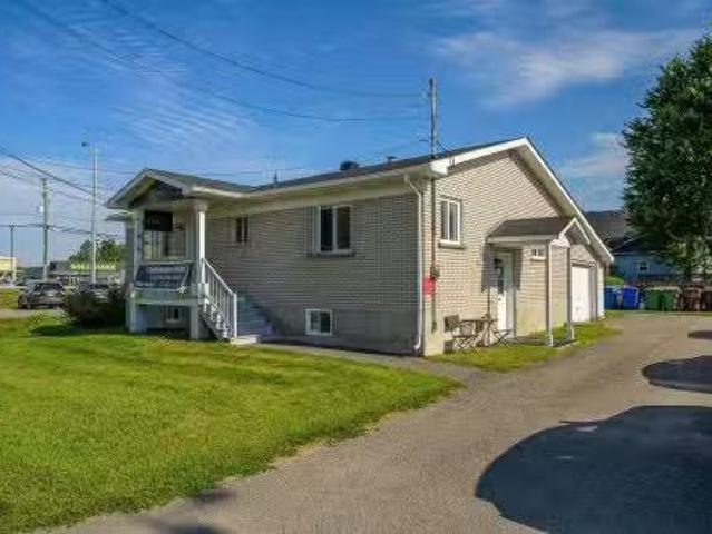 626 Mtée Masson, Sainte Sophie, QC, J5J 2P6 commercial for s.