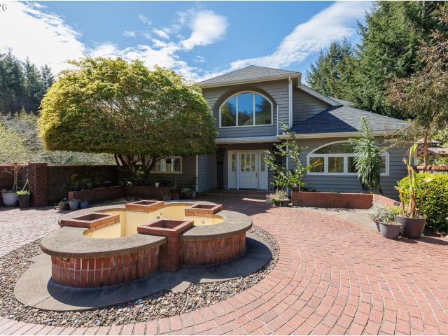 626 n bayview loop