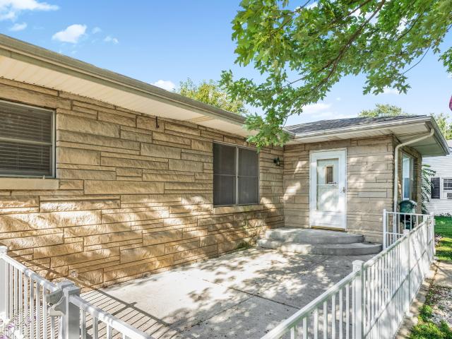 626 W Main
