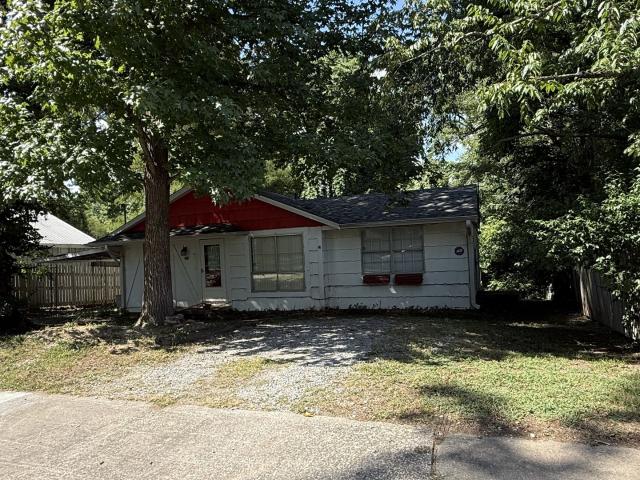 626 W Rigdon Street