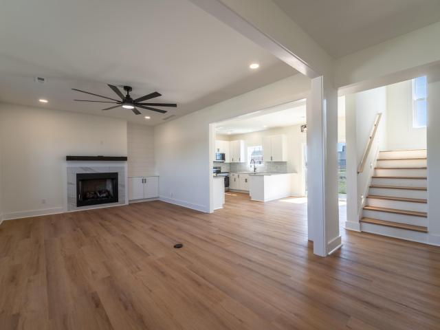 627 Comanche Drive