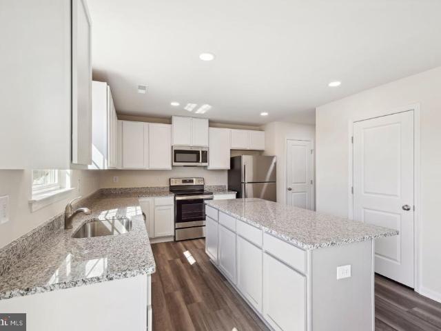 627 California Terrace