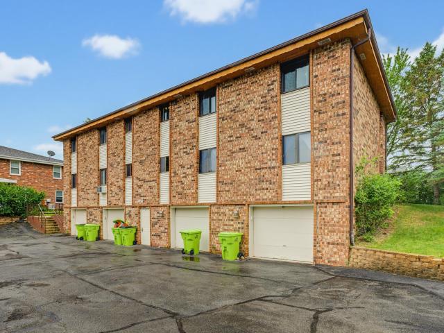 627 Hartridge Dr