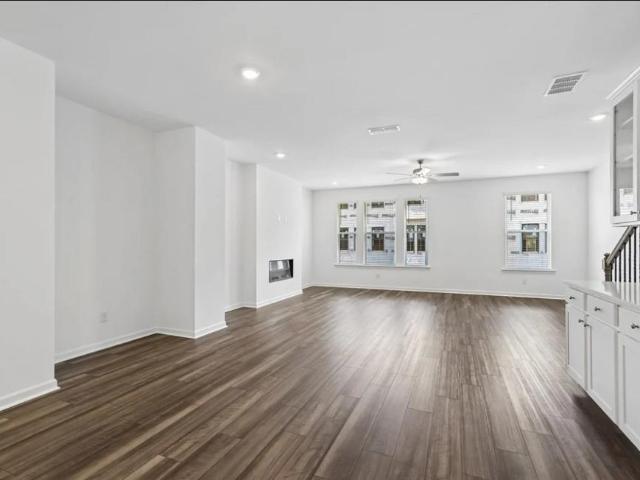 627 Oak Bluff Drive