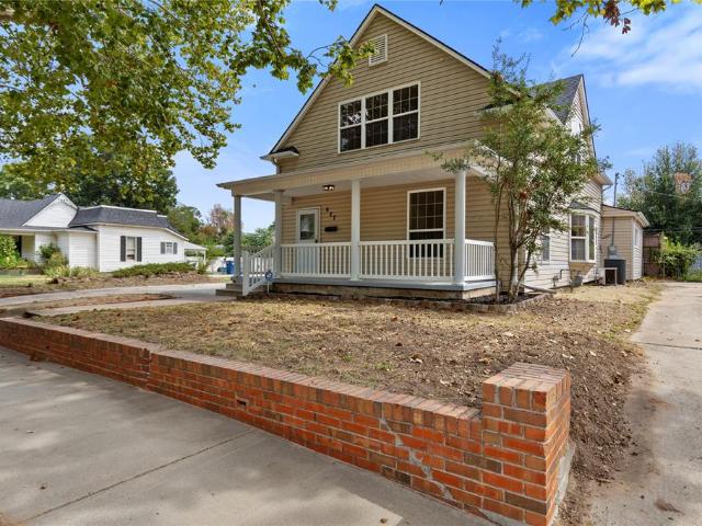 627 N Park Avenue