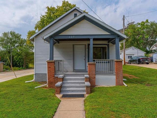 627 S Kickapoo St, Lincoln, IL 62656