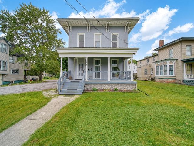 627 W Maumee Street