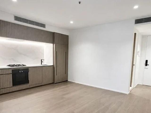 627 Victoria Street, Melbourne