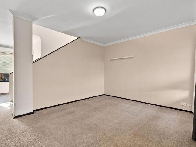 6/287 Canning Highway