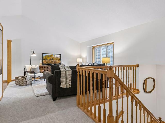6287 22nd Street N