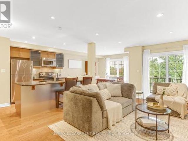 628 Brain Common, Burlington, ON, L7L 0E3 house for sale | Listing ID W13777 | Royal LePage