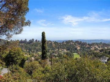 628 Reposado Drive