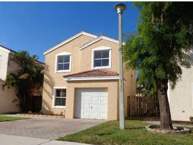 6295 Navajo Ter, 3 beds, 3 full baths