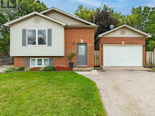 6297 William Street, Lucan Biddulph Lucan, ON, N0B 2P0 house for sale | Listing ID X13721 | Royal LePage