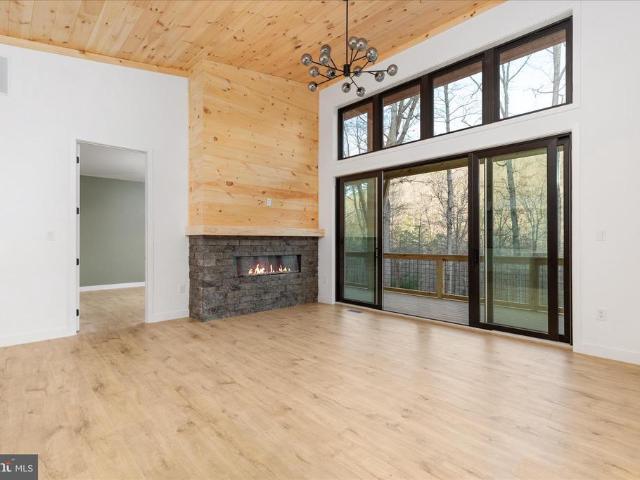 6292 Thorne Bottom Rd