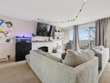 629 Cedar Ave S Unit #A202, Renton, US, WA