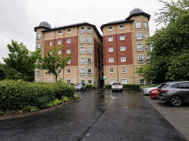 6/29 St. Clair Road, Edinburgh EH6, 2 bed flat to rent, £1,595 pcm | PrimeLocation