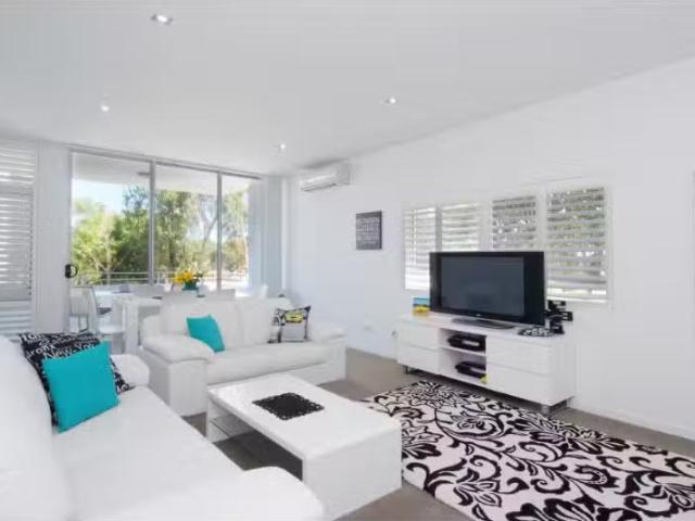 6/2 4 Gubbuteh Road, Little Bay Apartment for rent Listed by.