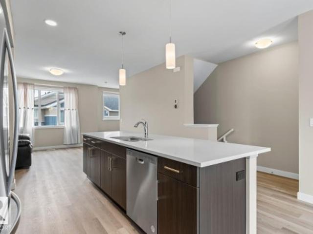 62 13139 St Nw, Edmonton, AB, T5S 0N1 townhouse for sale | Listing ID E4509 | Royal LePage