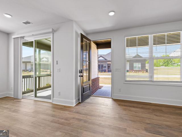 62 Thomaston Street 13