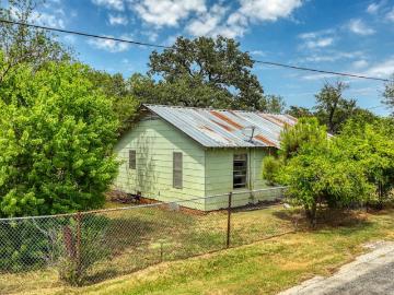 62 Travis Street