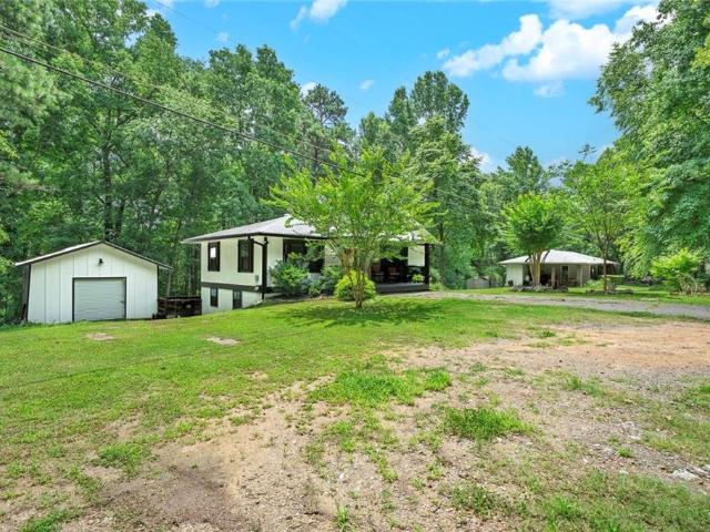 62 Valley View Drive NW