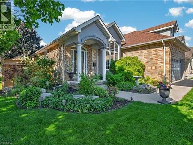 62 Varley Crescent, Brantford, ON, N3R 7Z7 house for sale | Listing ID 40856 | Royal LePage