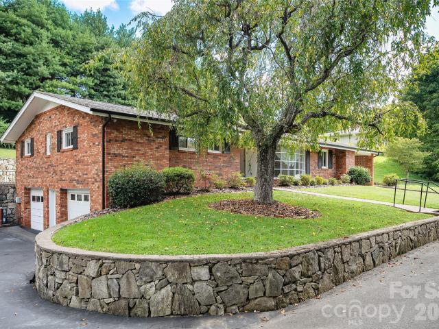 62 W Haywood Drive