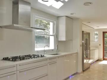 62 Warwick Gardens, London, W14 8PP, United Kingdom | 6 bed house for rent #127836433 | Rentberry