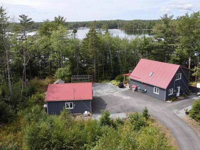 62 Western Point Lane, East Uniacke, NS, B0N 1Z0 house for sale | Listing ID 202605 | Royal LePage