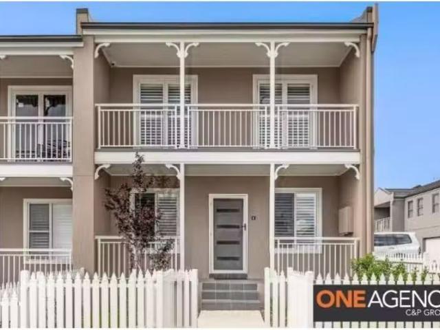 6/2 Wire Avenue, CAMDEN SOUTH House for rent Listed by Oneage.